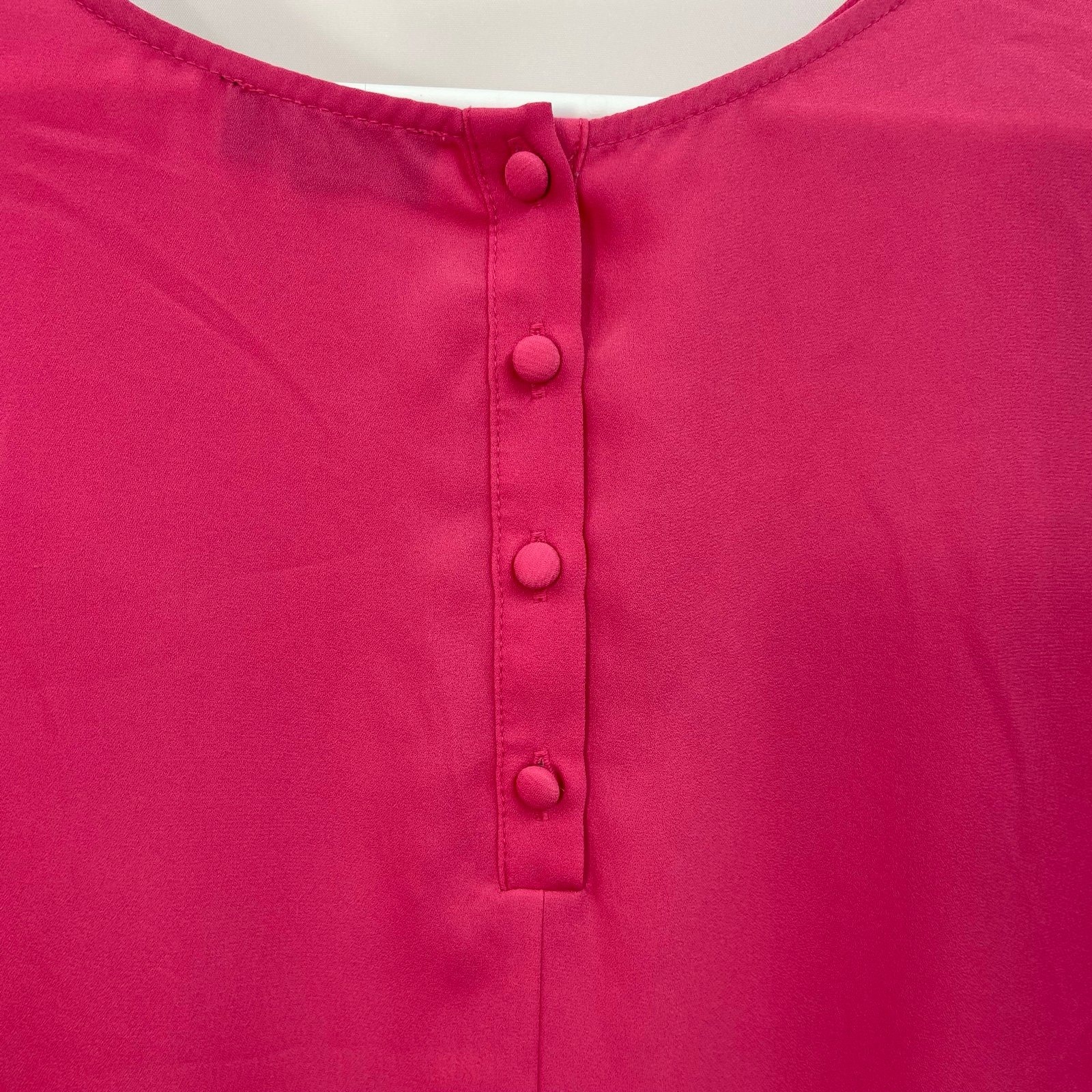The Limited Women's Hot Pink Sleeveless Basic Ruffle Button Neck Blouse Casual — image 4 of 6